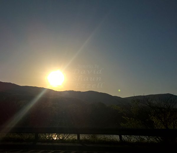 WP_20170413_19_12_44_Pro.jpg-David_S_Ezzell-dezzell-com_Preview